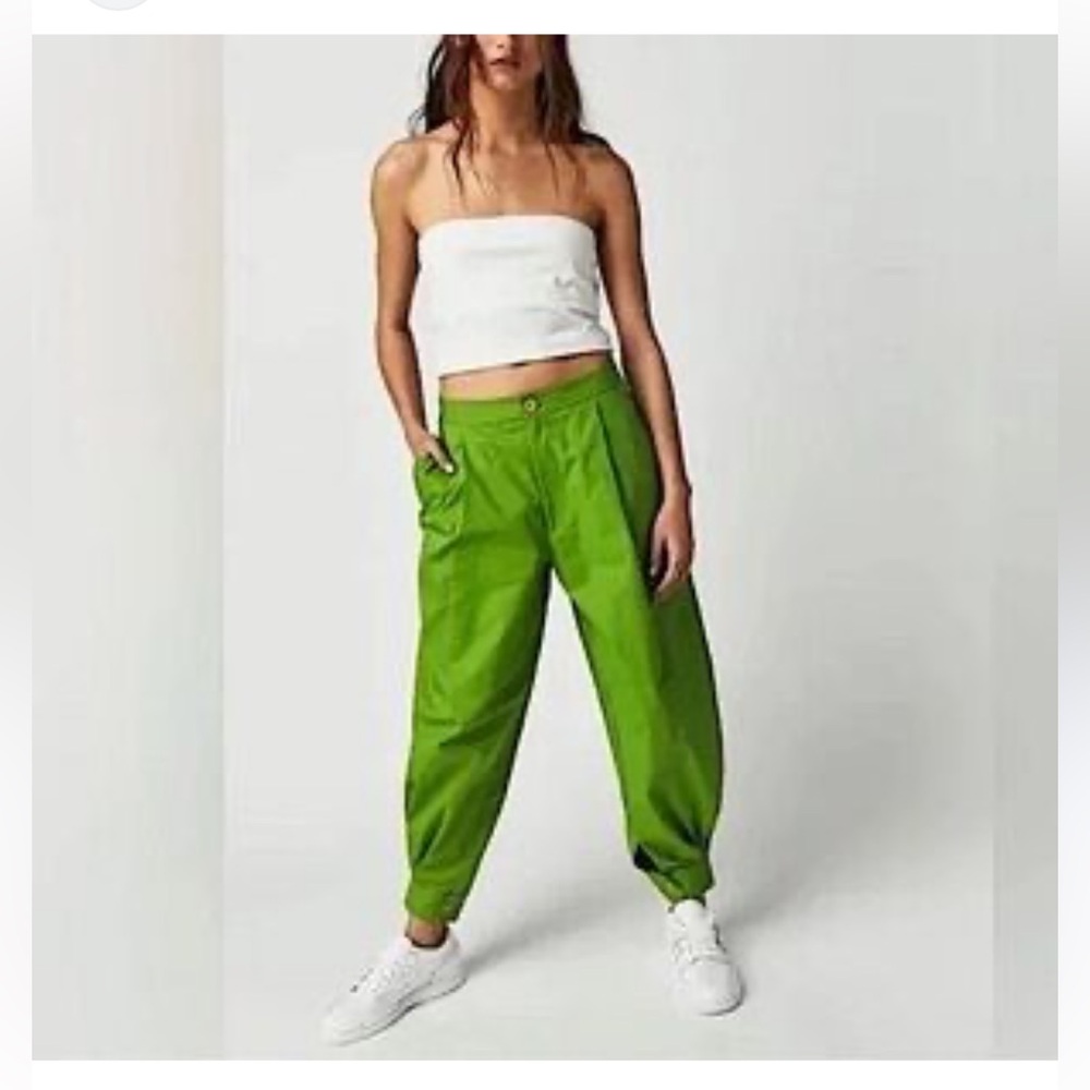 Free People  Cropped  Green Pants